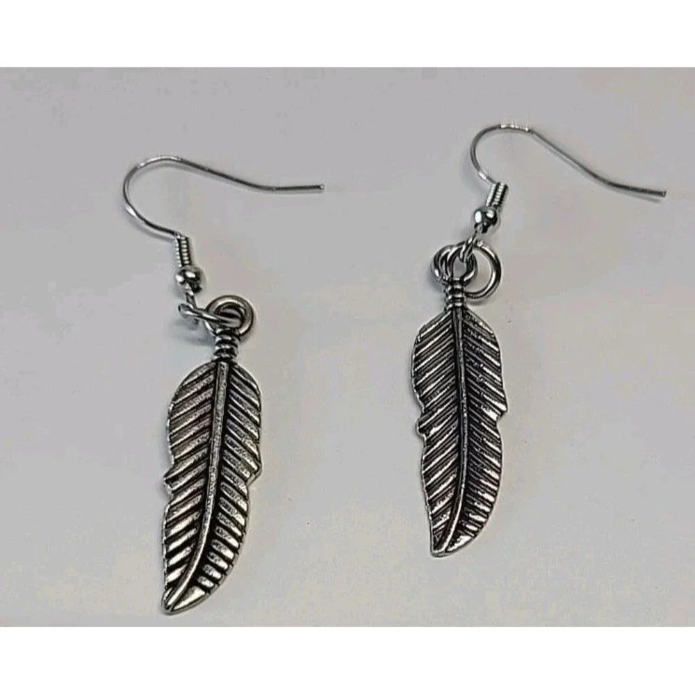 Navajo‎ Silver Dangle Feather Earrings